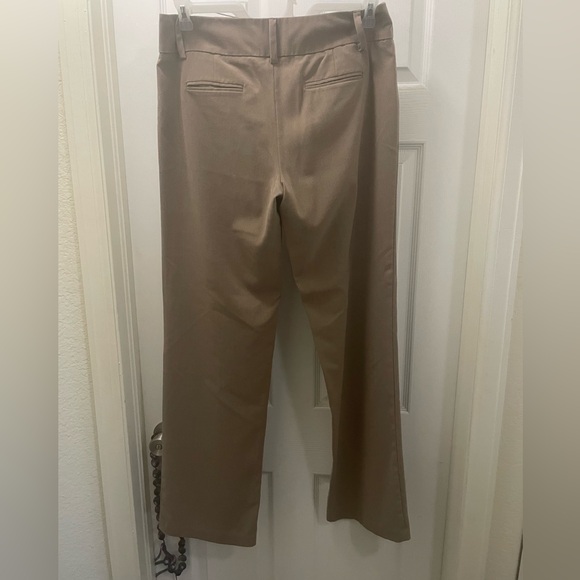 Apt. 9 Tan Chinos Classic Straight-Leg 12L so so good on the fit EUC - Picture 4 of 7